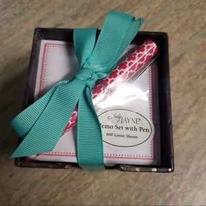 NIB Lady Jane memo set with pen